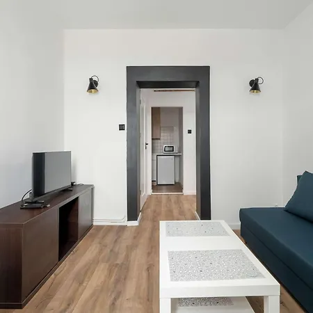 Wyjatkowe Jasne W Centrum Poznania By Renters 포즈난