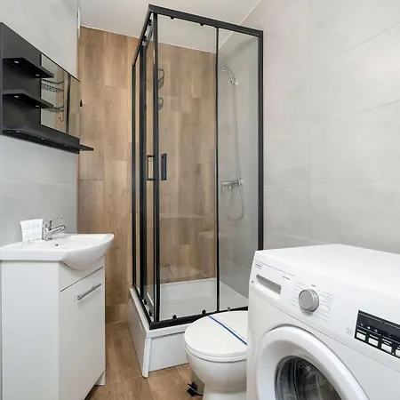 Jasne Blisko Starego Browaru By Renters * Познань