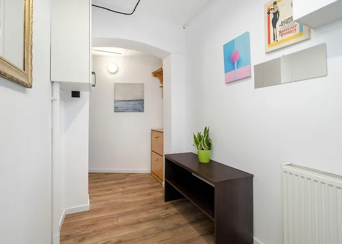 Apartment Wyjatkowe Jasne W Centrum Poznania By Renters Poznan